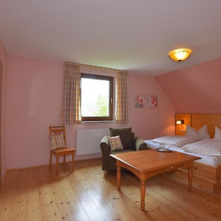 Landhotel Zur Pferdetraenke Schleid Экстерьер фото